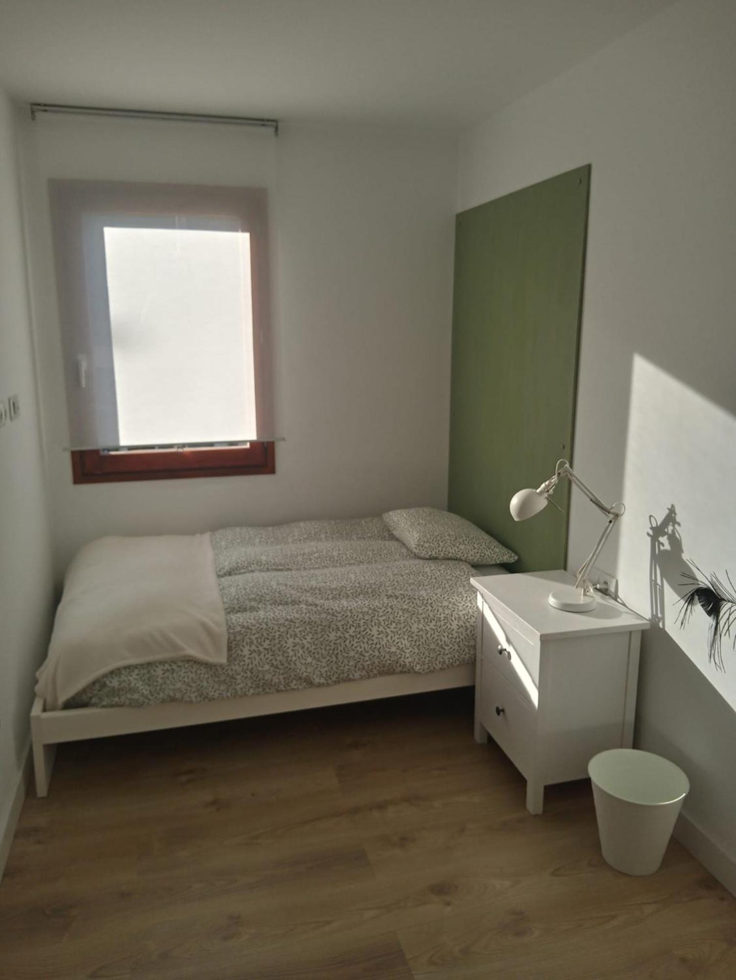 Com A Casa Apartment Falset Exterior photo